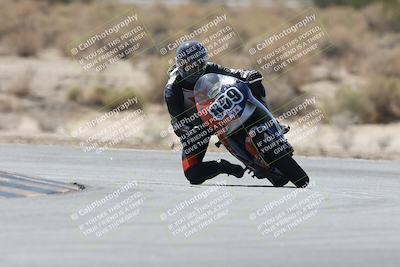 media/Oct-02-2025-Racers Edge (Thu) [[2c91cb6ab3]]/3-B Group/Session 3-Turn 16 (12pm)/